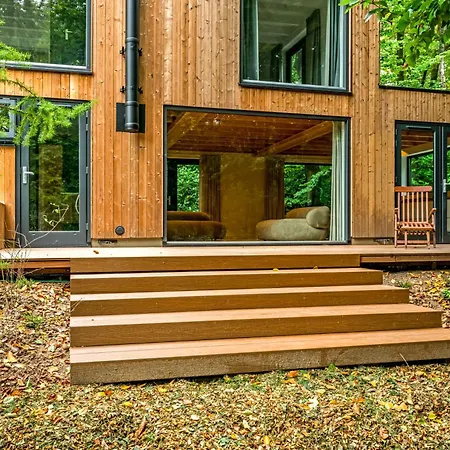 Luxury 3 Bed Forest Villa *
