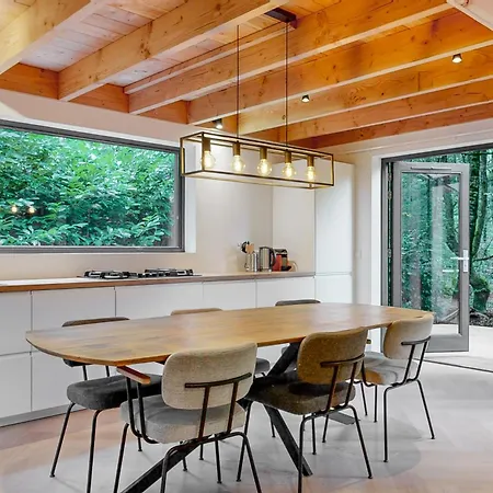 Luxury 3 Bed Forest Groesbeek